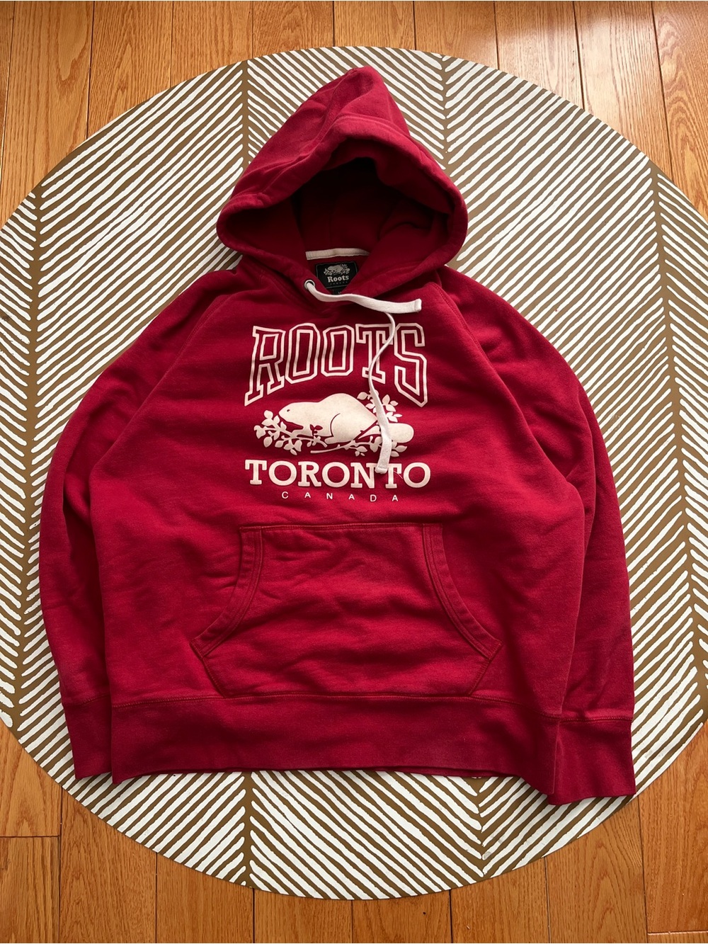 Roots Toronto Canada Red Hoodie (women’s M)